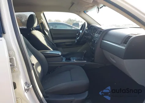 2008 Dodge Magnum z USA, uszkodzony, nr VIN 2D4FV47TX8H167785